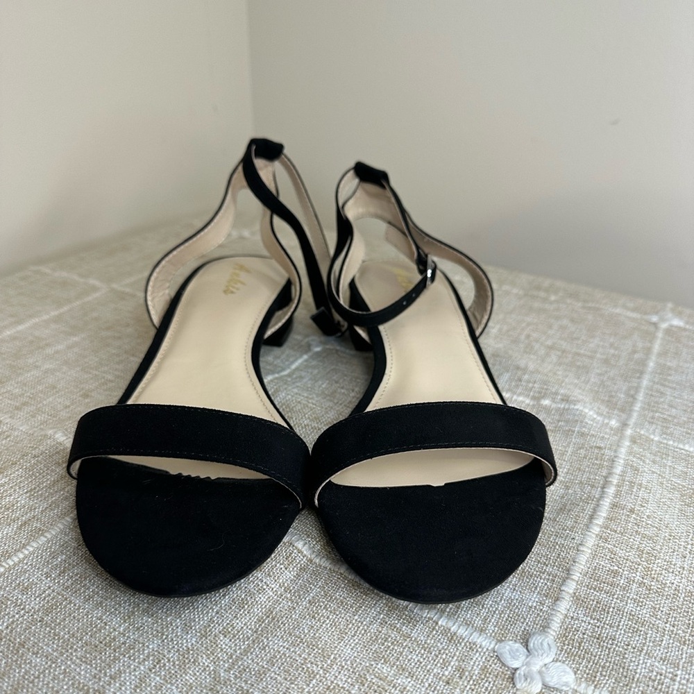 Ankis Black Suede